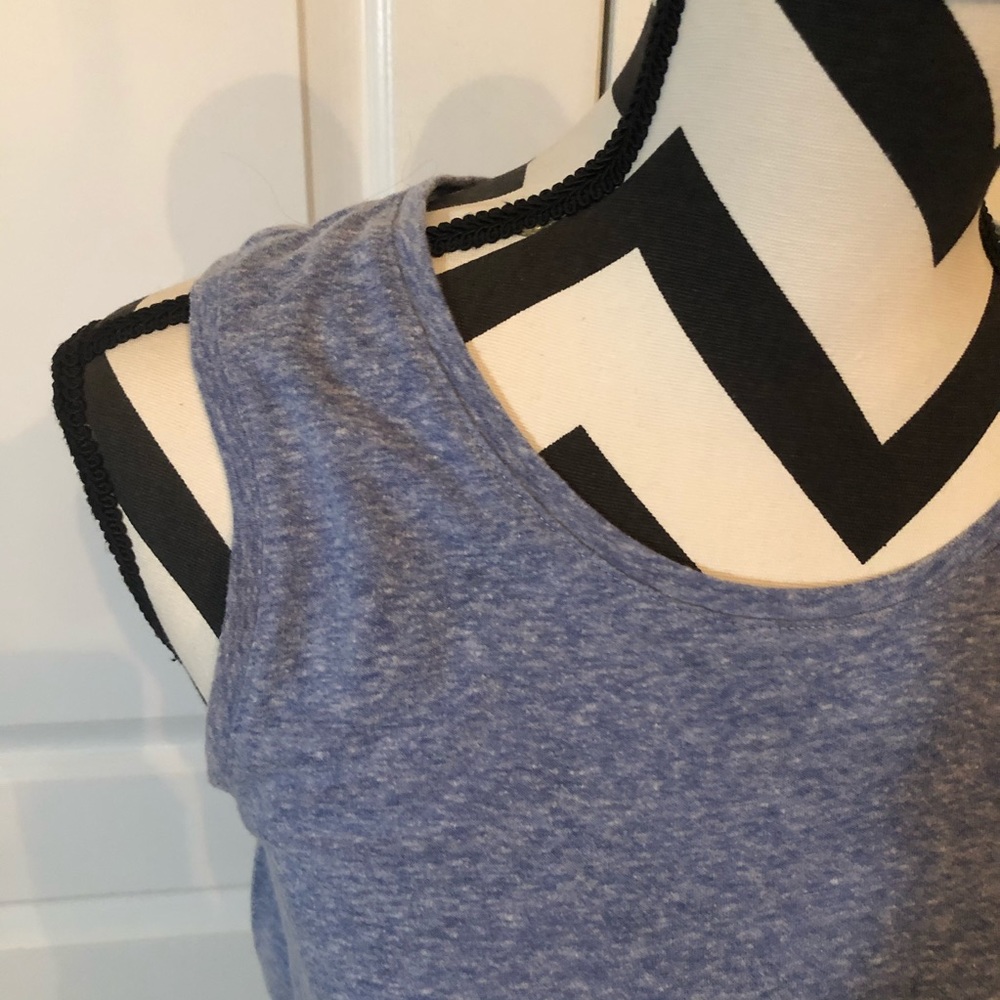 Basic Shirt - Picture 2 of 2